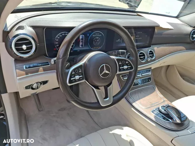 Mercedes-Benz E 220 d All-Terrain 4MATIC Aut. - 9