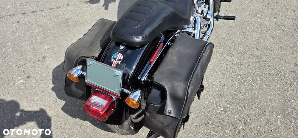 Harley-Davidson Dyna Super Glide - 38