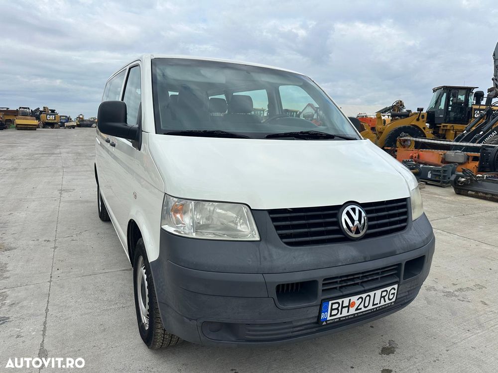 Volkswagen Transporter Caravelle Trendline Scurt - 2