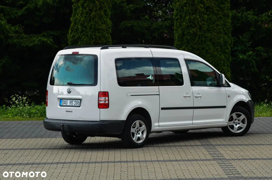Volkswagen Caddy Maxi 1.6 TDI Comfortline DSG - 24