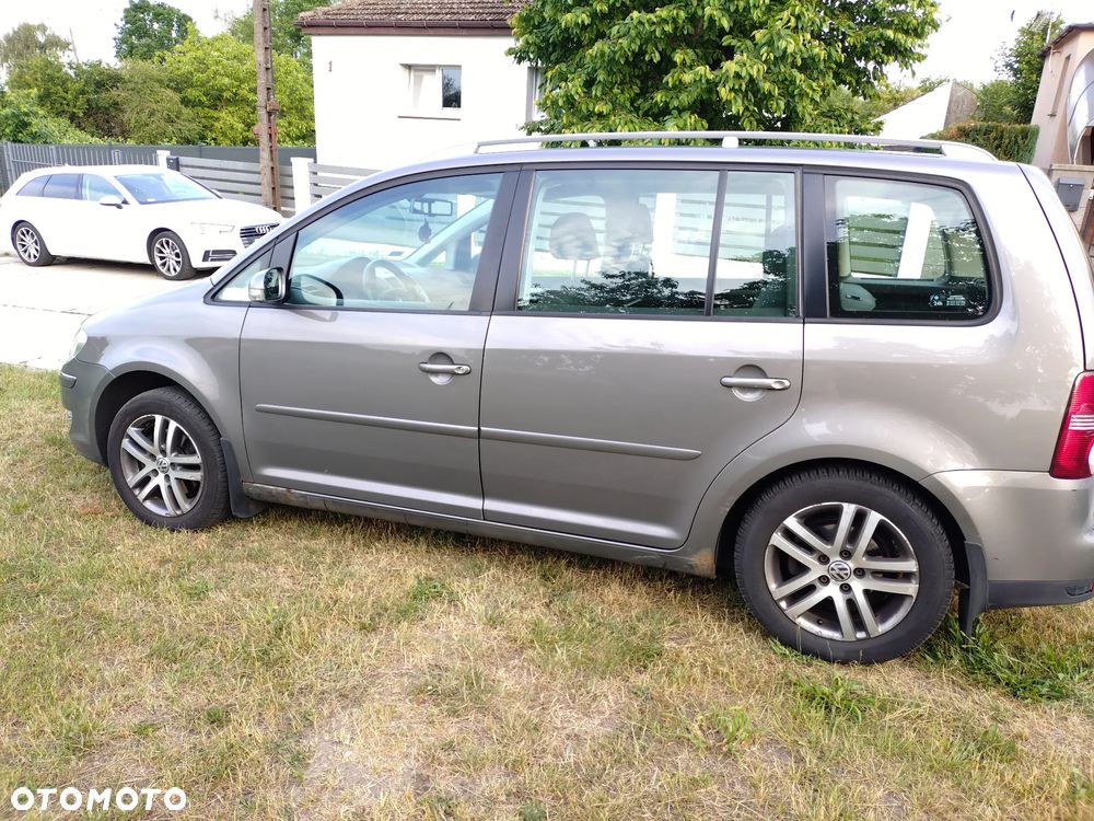 Volkswagen Touran 1.9 TDI Trendline - 1