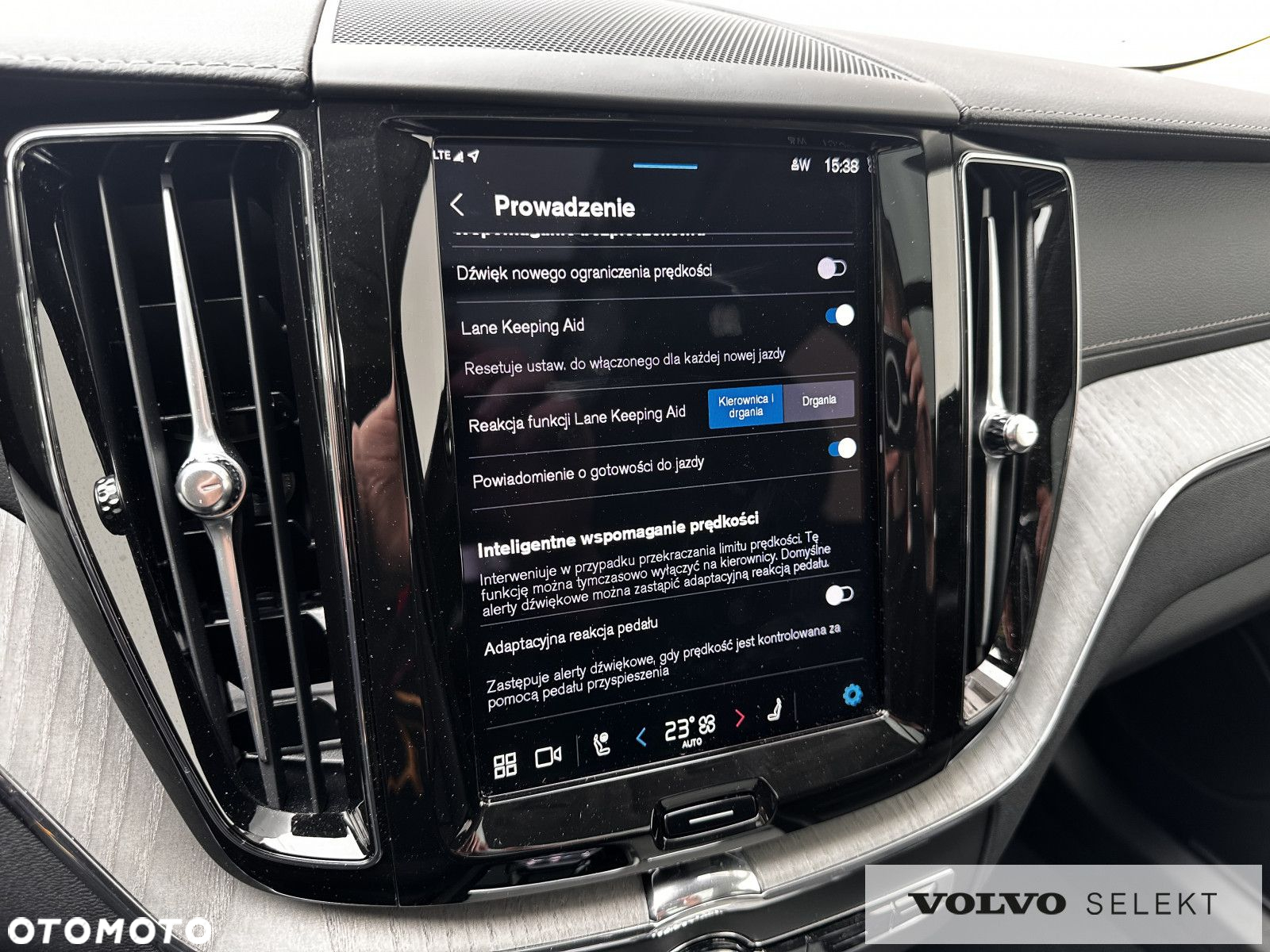 Volvo XC 60 - 34