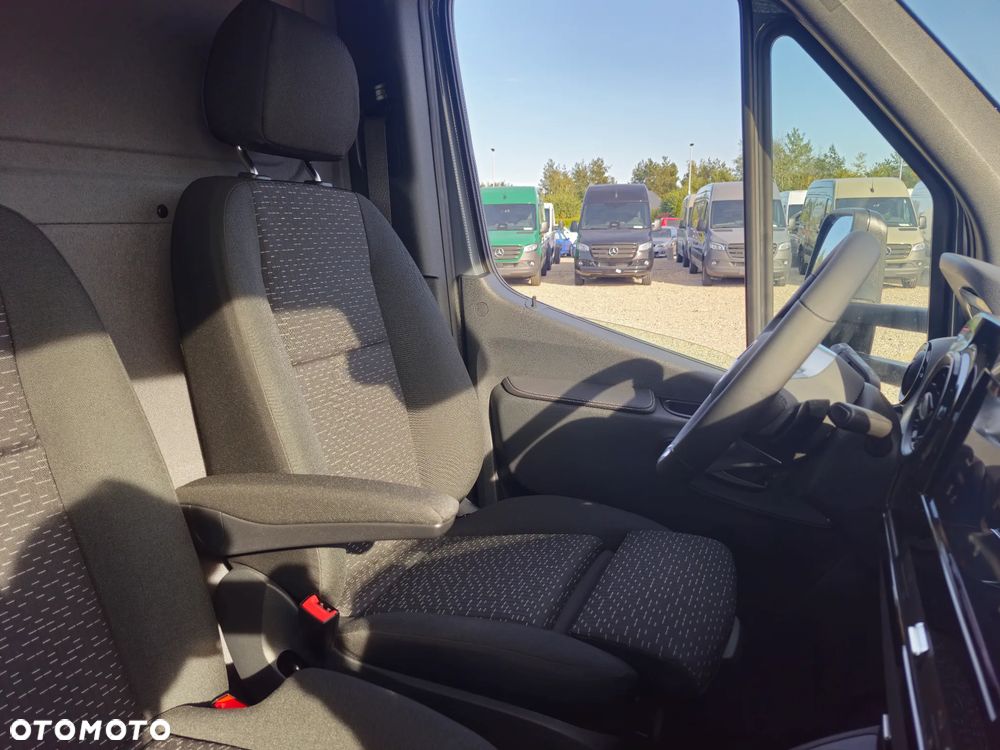 Mercedes-Benz sPRINTER - 22