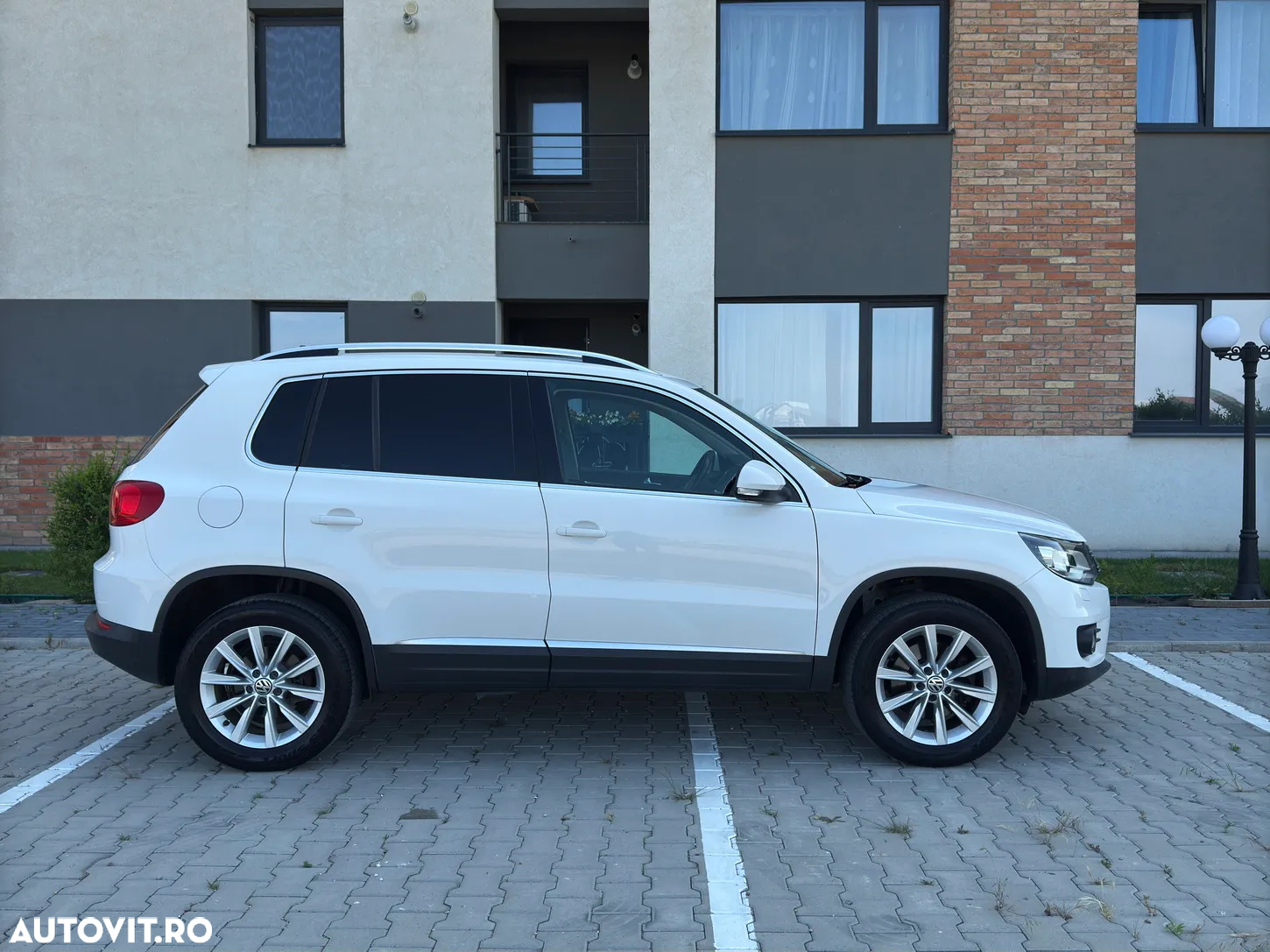 Volkswagen Tiguan - 17
