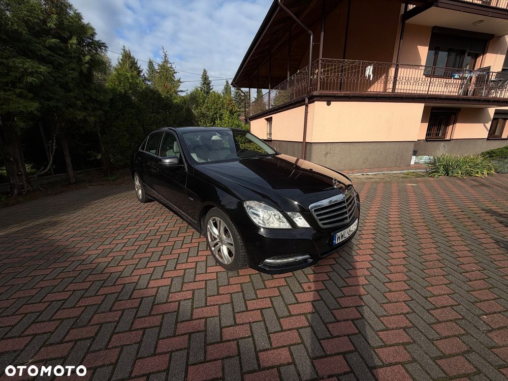 Mercedes-Benz Klasa E 220 CDI BlueEff Avantgarde - 25