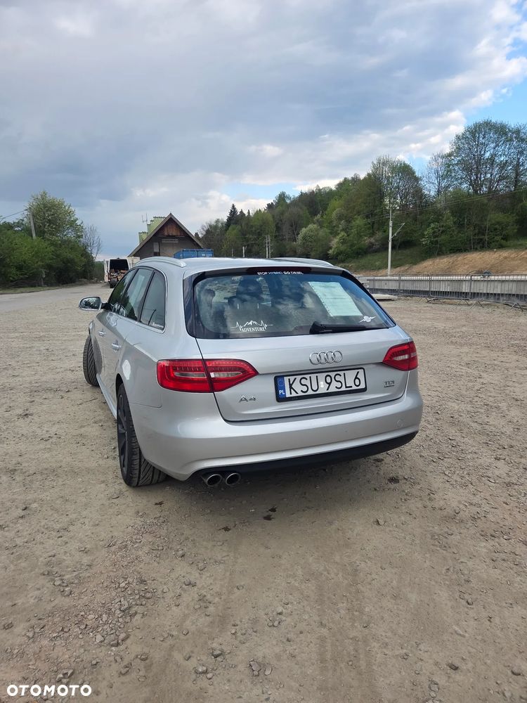 Audi A4 Avant 2.0 TDI DPF quattro Attraction - 4