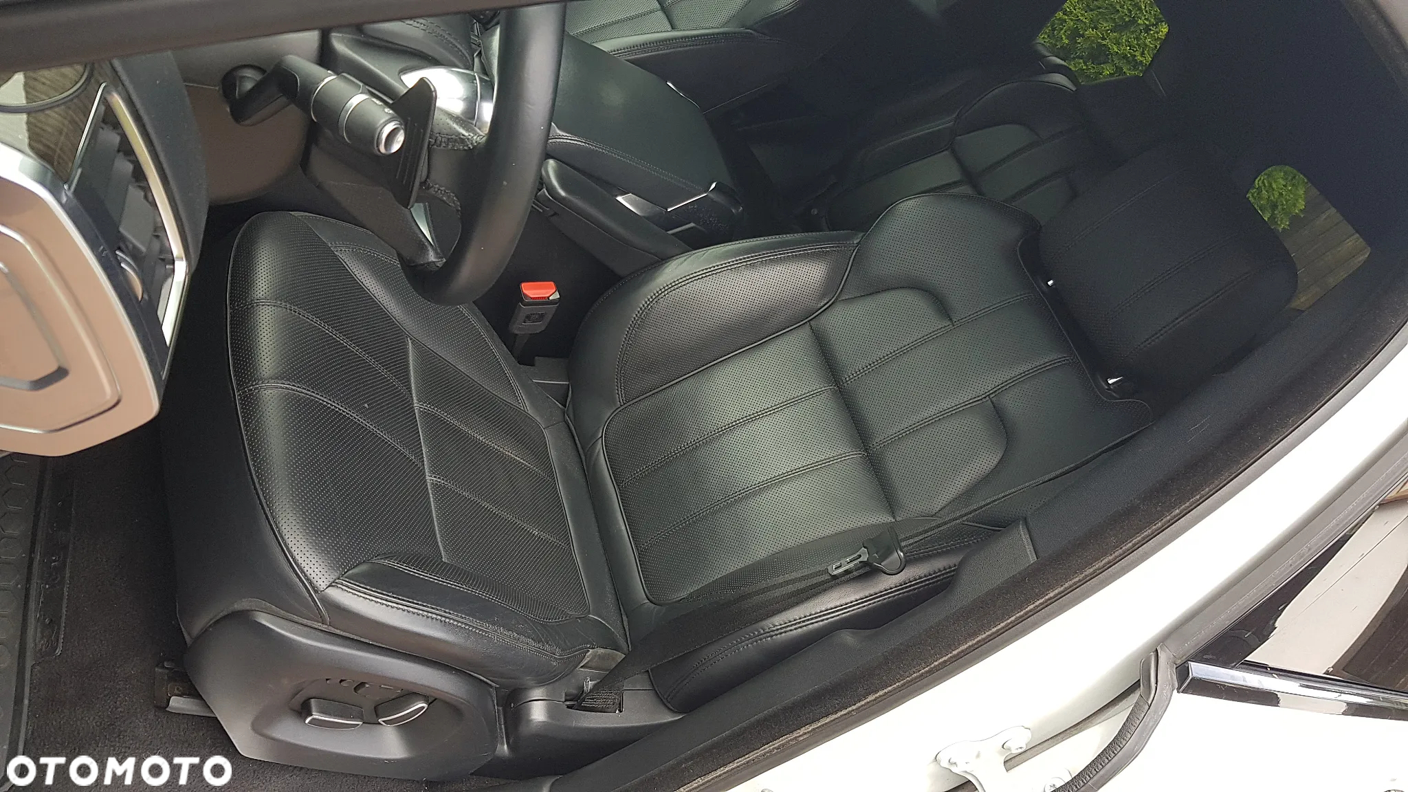 Land Rover Range Rover Sport - 13