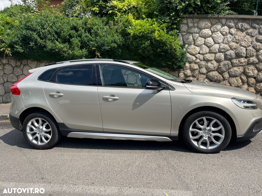 Volvo V40 D2 Aut. Momentum - 11