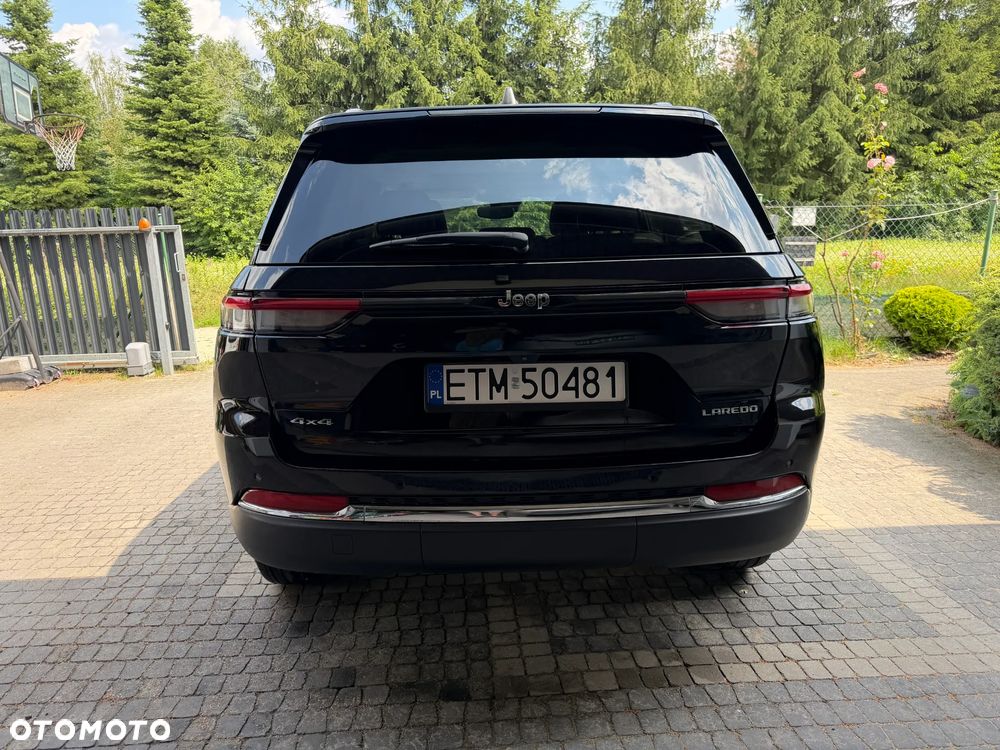 Jeep Grand Cherokee - 8