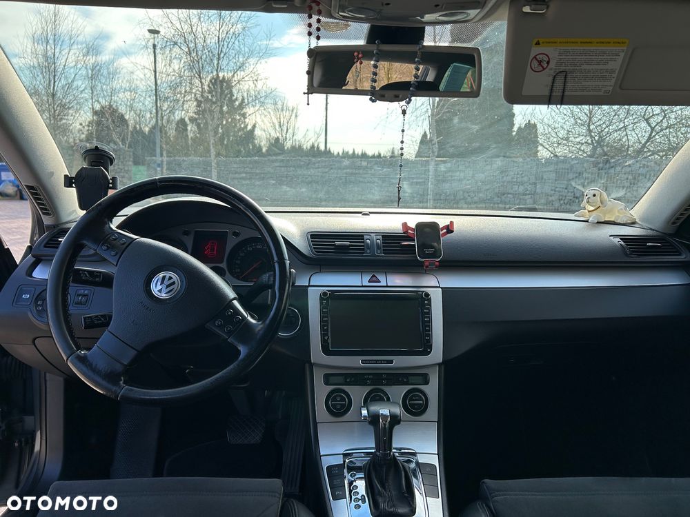 Volkswagen Passat 2.0 TDI DSG Highline - 15