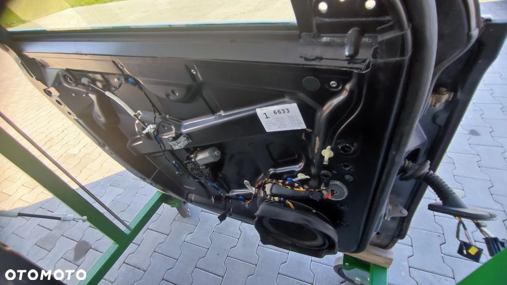 VW TOUAREG 7L 03-06R DRZWI LEWY PRZOD LD7Z - 10