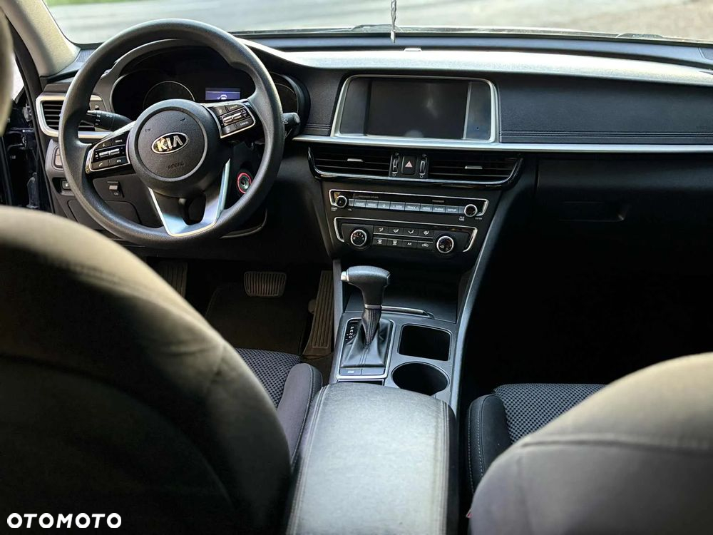 Kia Optima - 15