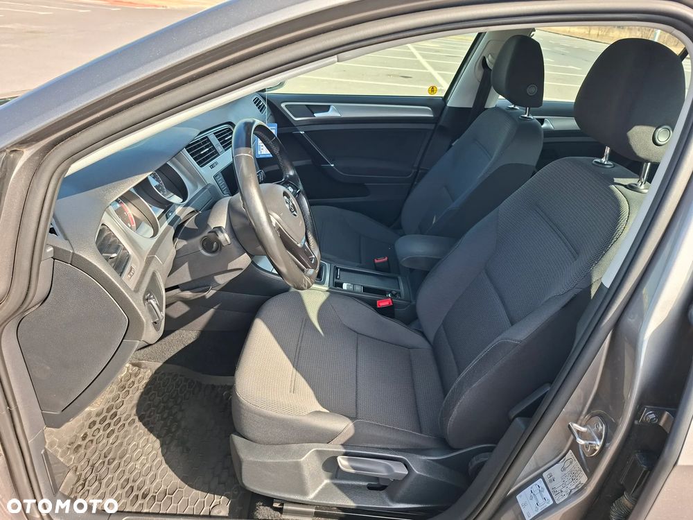 Volkswagen Golf 1.4 TSI BMT Comfortline - 14