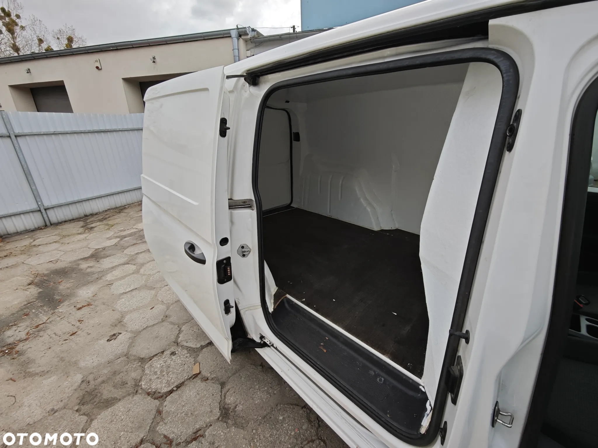 Volkswagen Caddy - 8