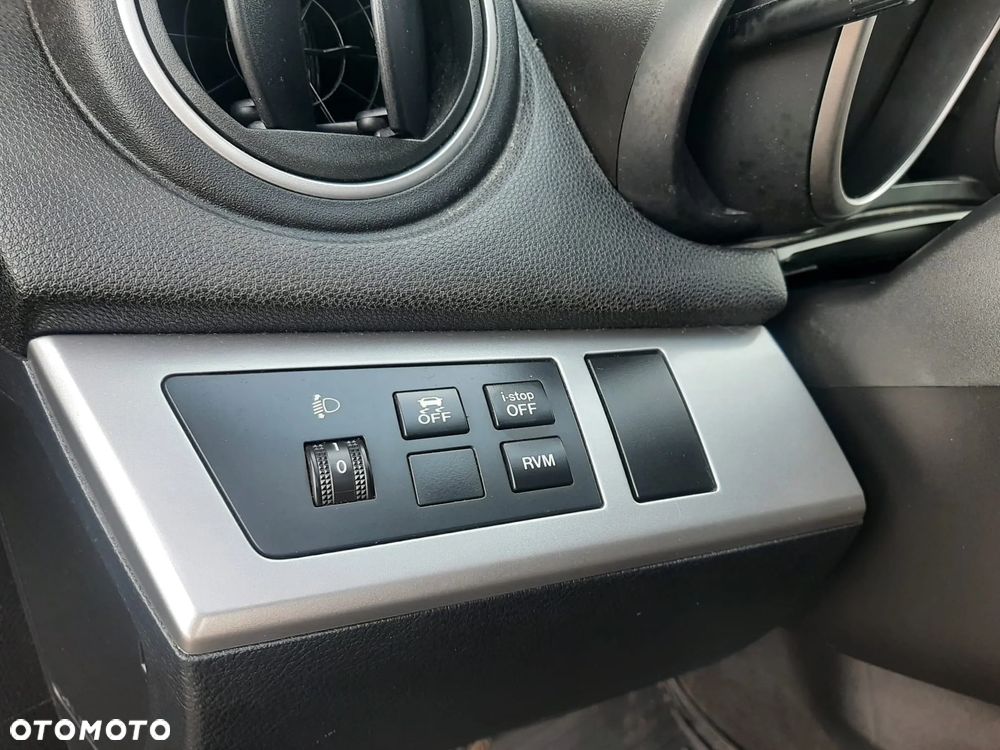 Mazda 3 2.0 MZR DISI Edition - 28