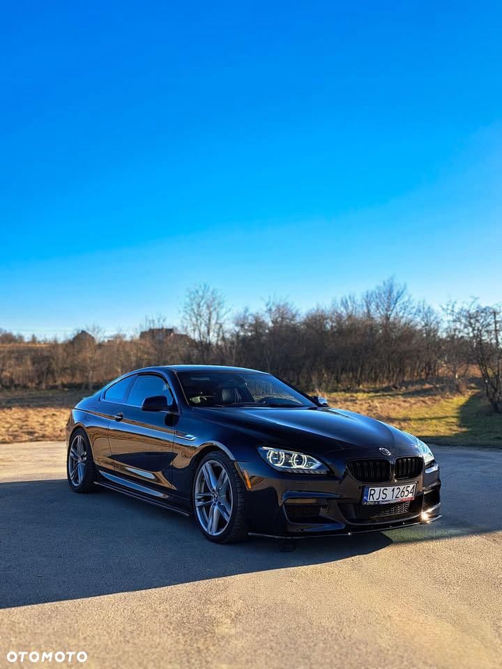 BMW Seria 6 650i - 8
