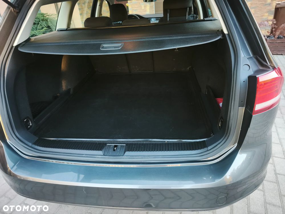Volkswagen Passat 2.0 TDI SCR Business - 10