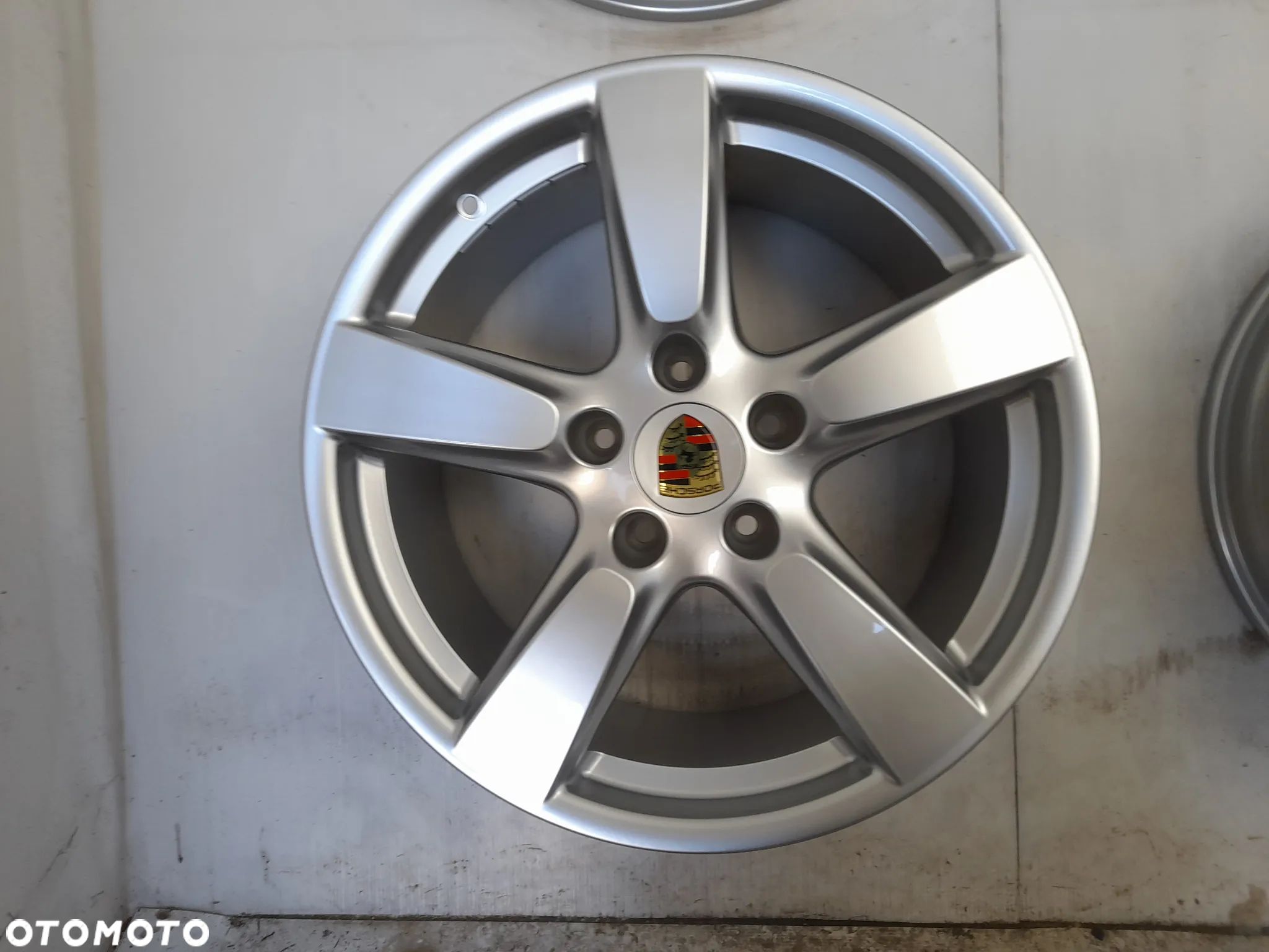 Felga aluminiowa Porsche OE 98136214303 9.5" x 19" 5x130 ET45 - 1