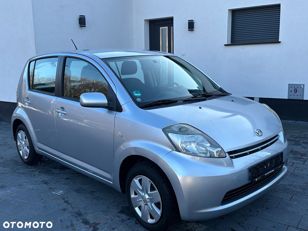 Daihatsu Sirion 1.3 - 6