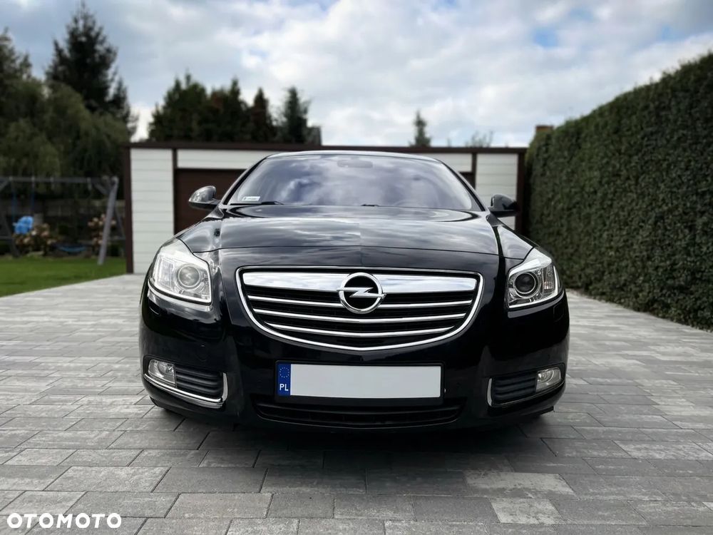 Opel Insignia - 1