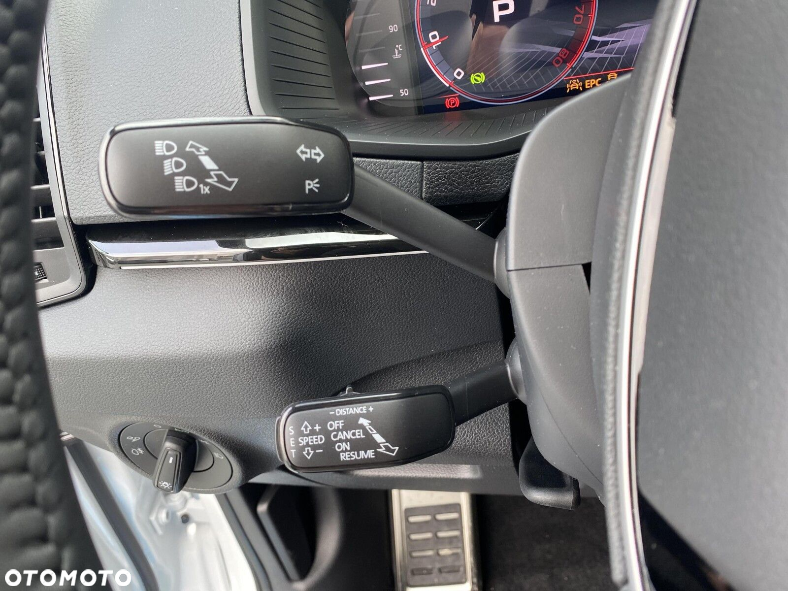 Skoda Karoq 1.5 TSI ACT Sportline DSG - 34