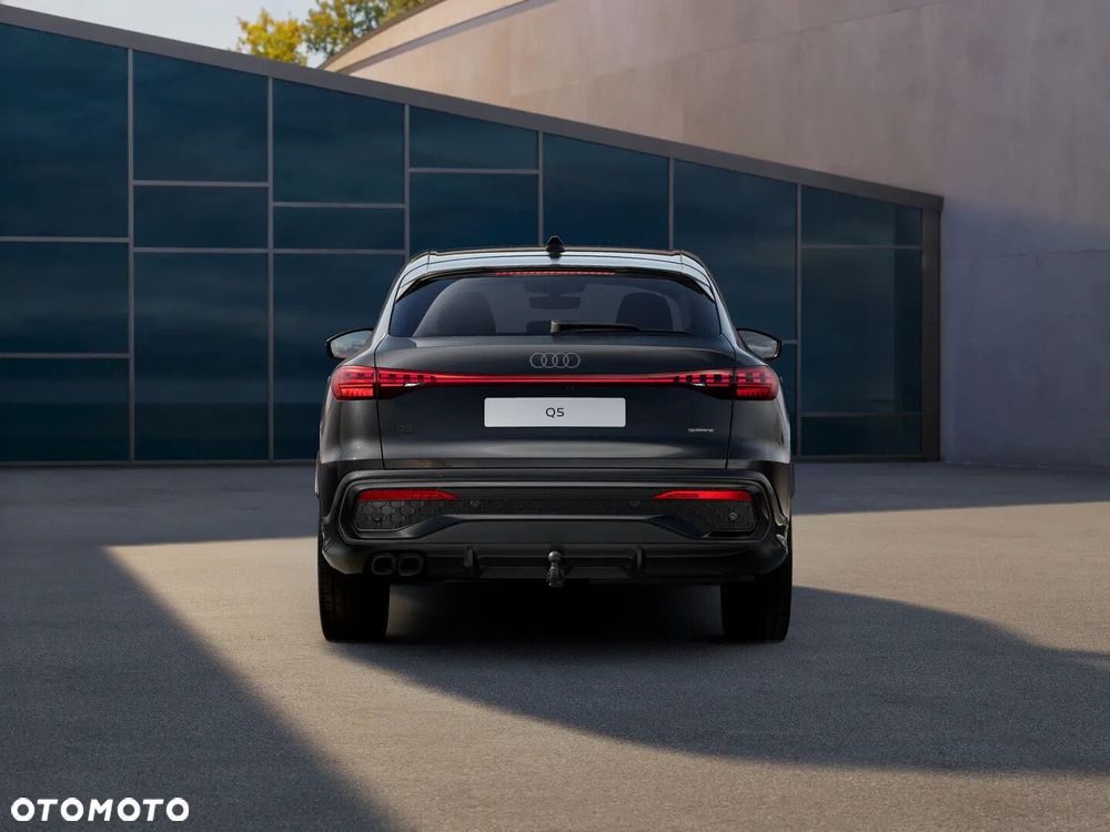 Audi Q5 Sportback - 4