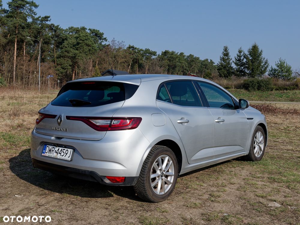 Renault Megane 1.2 Energy TCe Zen - 4