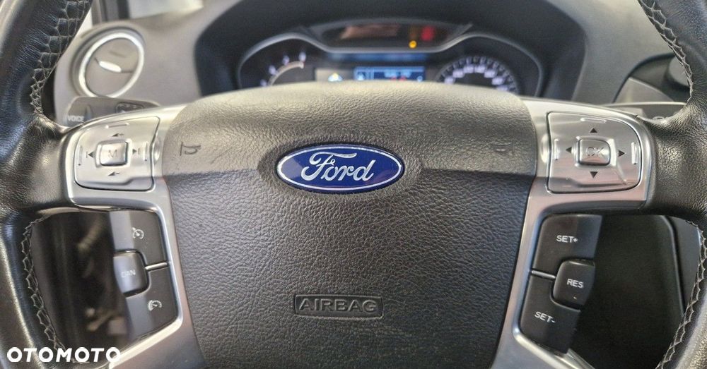 Ford Mondeo - 18