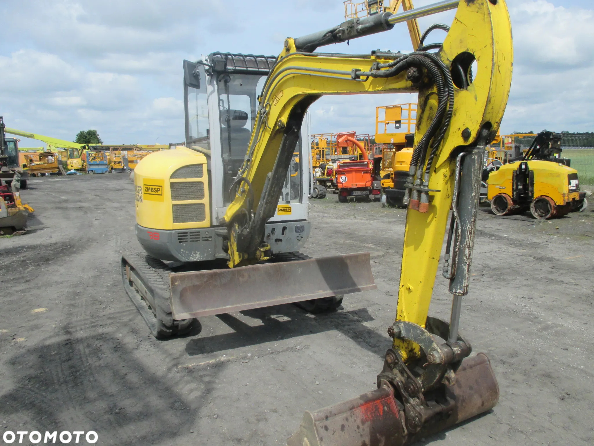 Wacker Neuson EZ38 - 10