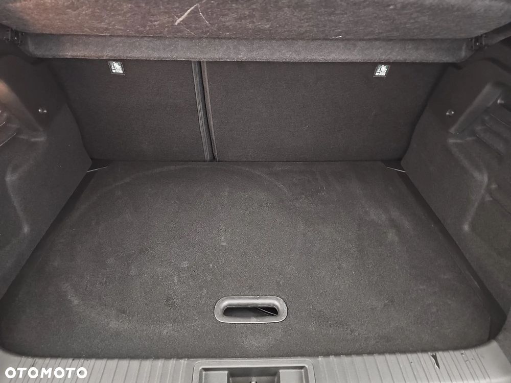 Renault Captur 1.8 E-TECH Full Hybrid 160 Techno - 31