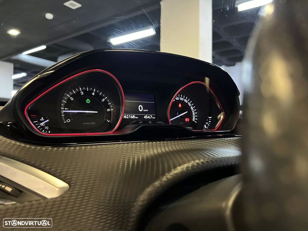 Peugeot 2008 1.2 PureTech GT Line — fotografia 54