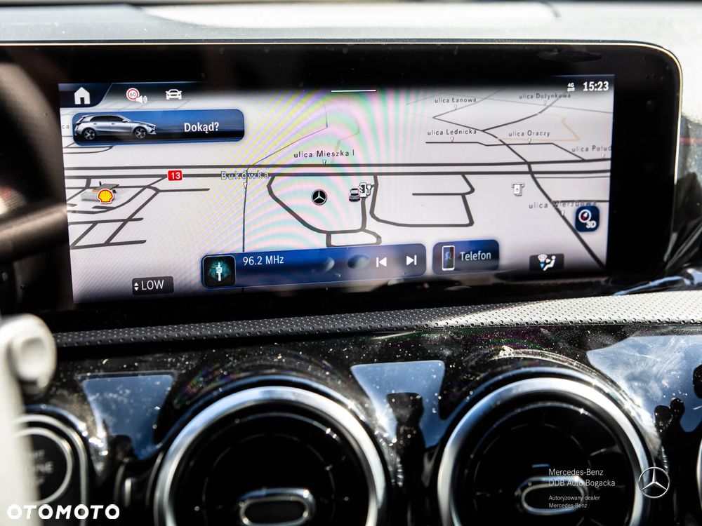 Mercedes-Benz Klasa A 250 e PHEV AMG Line 8G-DCT - 10