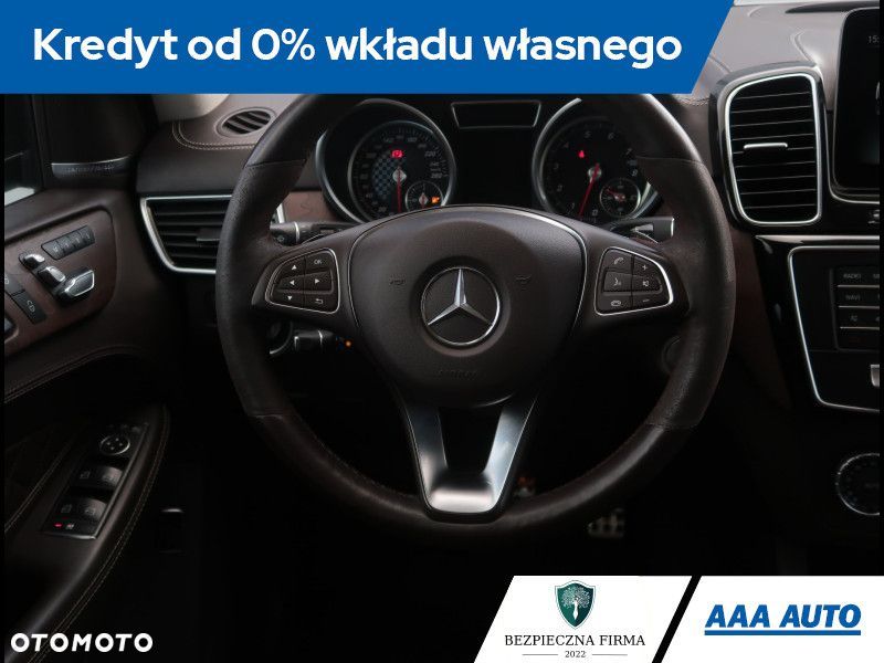 Mercedes-Benz GLE - 25