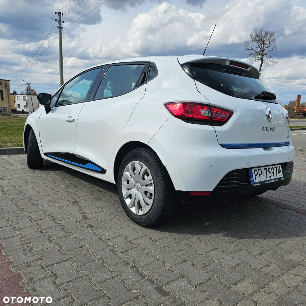 Renault Clio 1.5 dCi Zen - 12