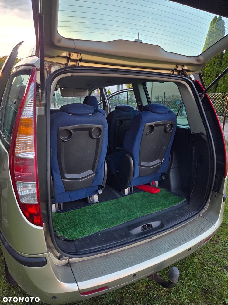 Fiat Ulysse 2.2 JTD Dynamic - 12