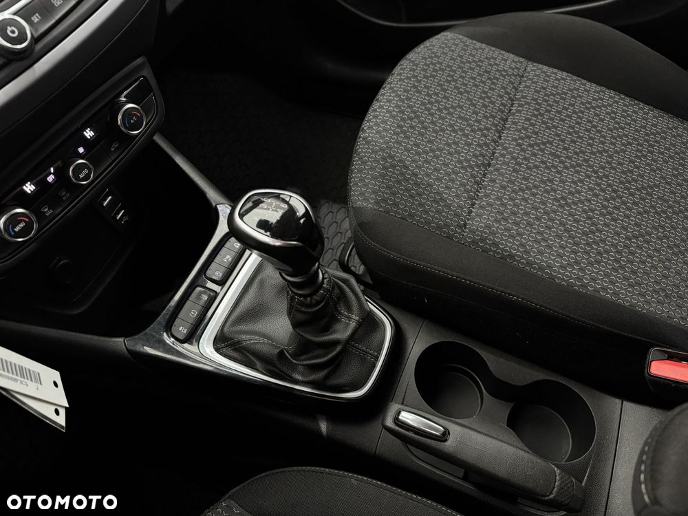 Opel Crossland X - 24