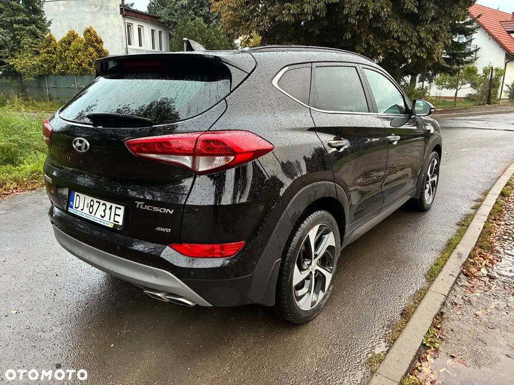 Hyundai Tucson 2.0 CRDI Comfort 4WD - 11