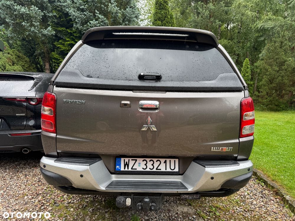 Mitsubishi L200 2016 photo 2