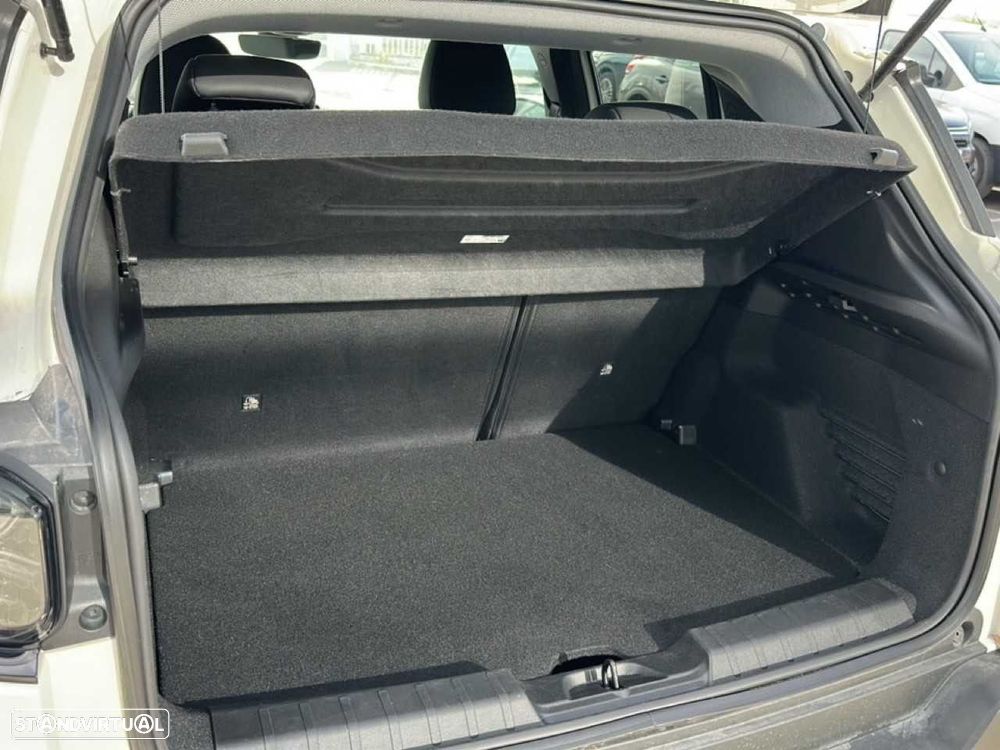 Jeep Avenger 1.2 GSE T3 Summit - 19