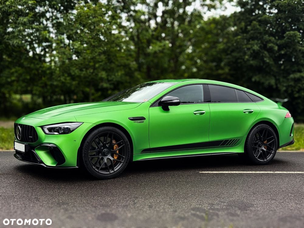 Mercedes-Benz AMG GT - 4