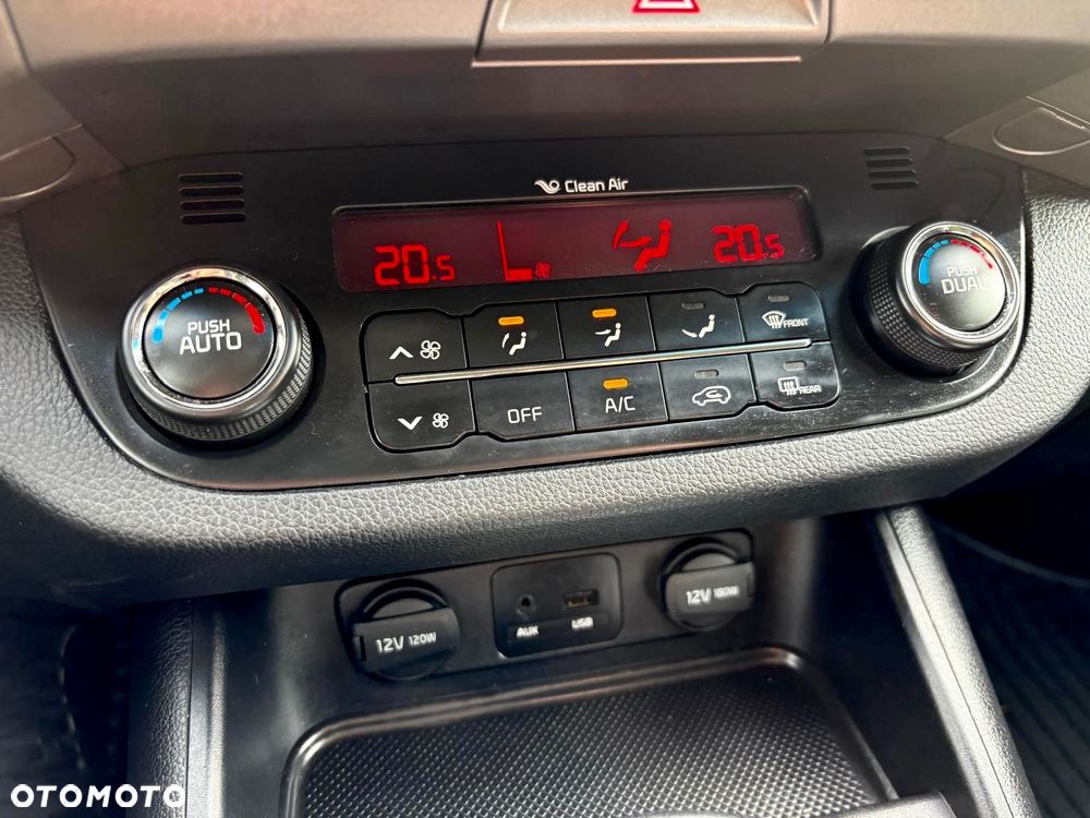 Kia Sportage - 18