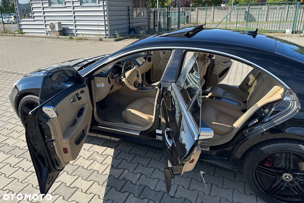 Mercedes-Benz CLS 500 - 24