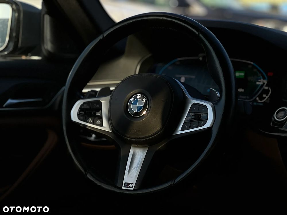 BMW Seria 5 - 28