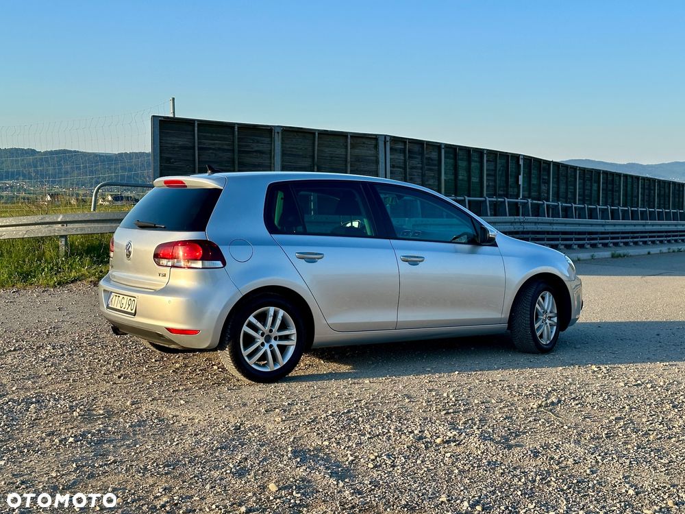 Volkswagen Golf 1.4 TSI Highline DSG - 16