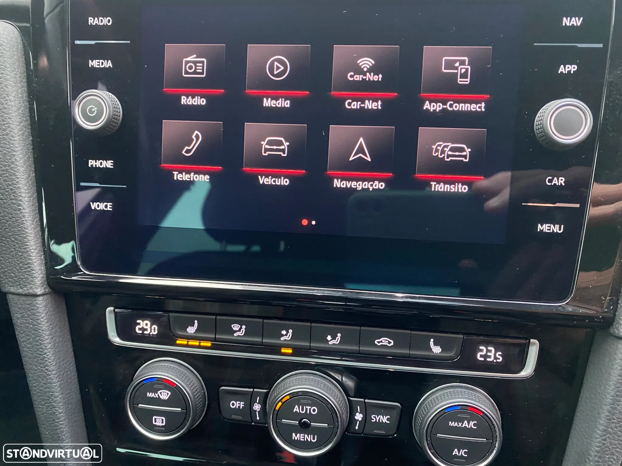 VW Golf 2.0 TSI GTI DSG Performance - 19