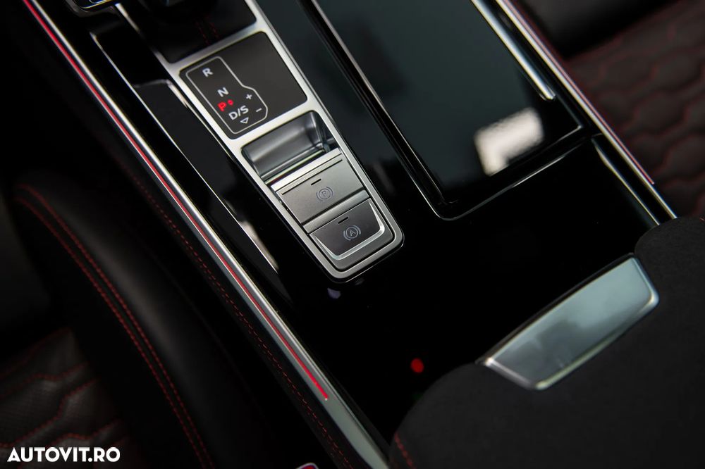 Audi RS6 Performance TFSI quattro Tiptronic MHEV - 32