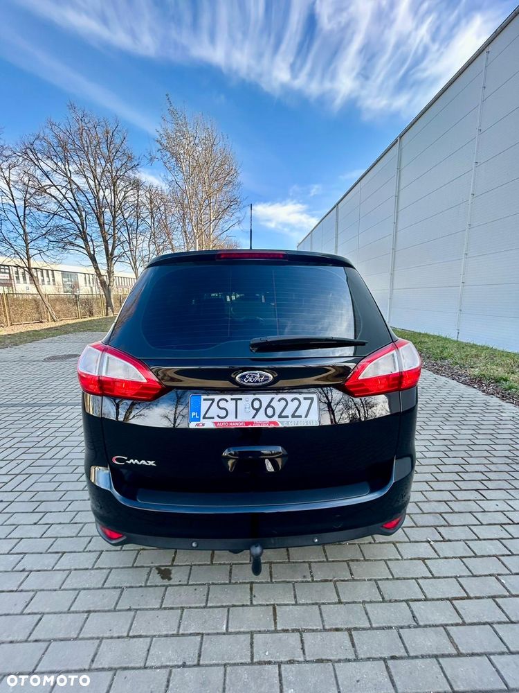 Ford Grand C-MAX - 10