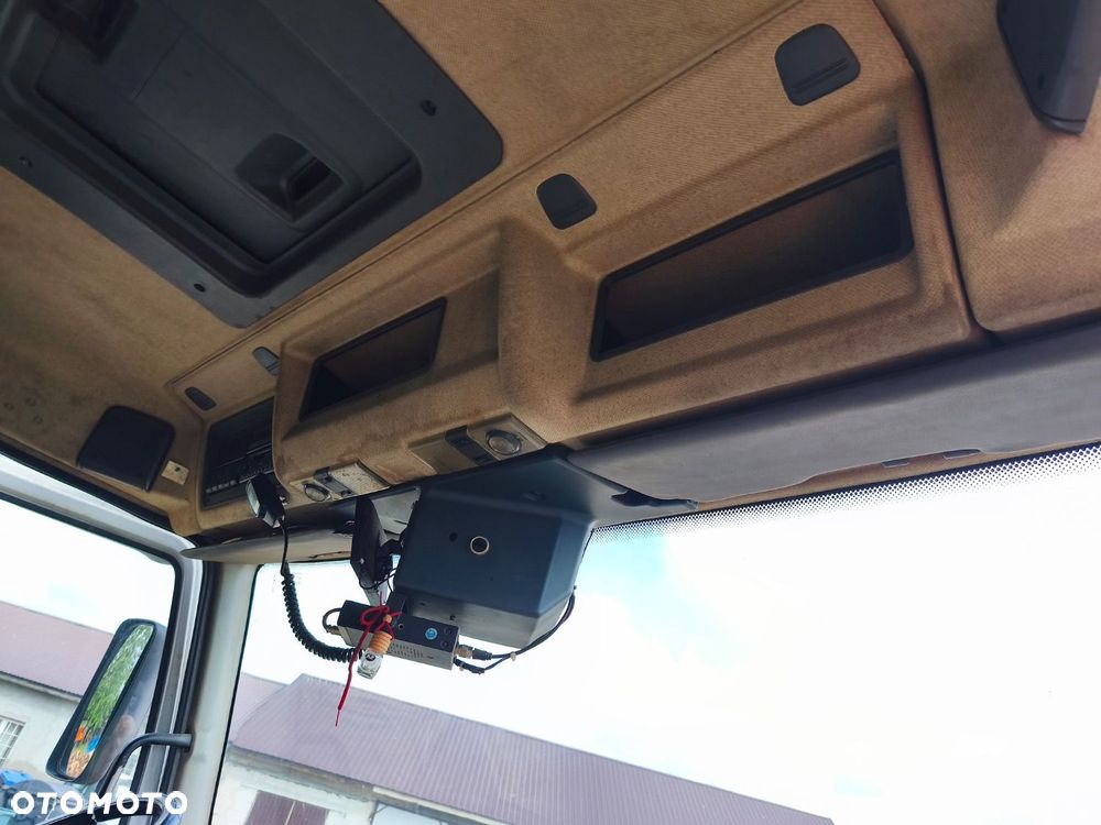 Renault PREMIUM - 22
