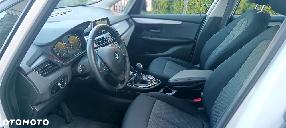 BMW Seria 2 216i GPF Advantage - 26