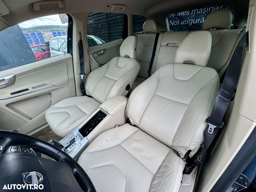Volvo XC 60 D5 AWD Aut. Summum - 16